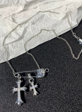 双十字架别针项链女欧美小众设计K罗心个性高级感锁骨链颈链情侣