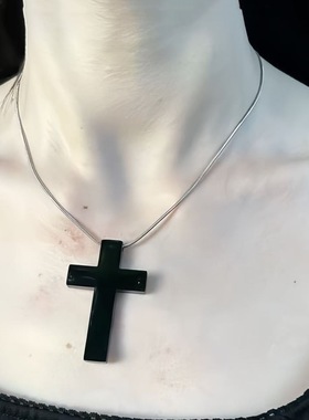 冷淡亚文化欧美锁骨链黑色十字项链木质十字朋克暗黑吊坠蛇链酷女