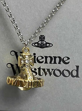 西家复古设计古金色圆牌字母立体土星项链轻奢高级感小众锁骨链