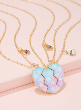 蝴蝶爱心拼接闺蜜磁吸项链女三人款女生女童生日礼物儿童挂件学生