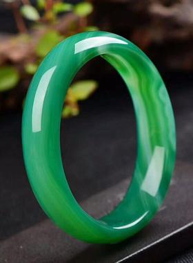 天然冰种复古风圆条祖母绿手镯