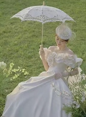 浪漫法式田园婚纱摄影道具外景旅拍蕾丝伞复古油画铁桌椅葡萄摆件