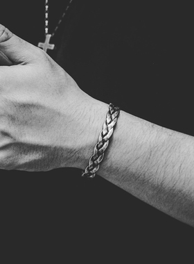 欧美风麻花钛钢男女个性百搭手环
