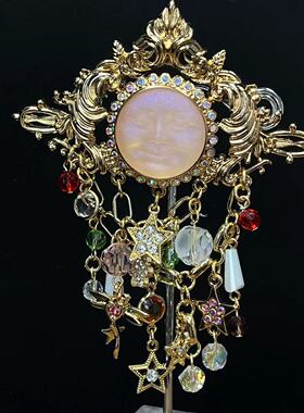 W67 中古vintage摩恩笑脸吊坠胸针西洋KF重工收藏款胸针饰品