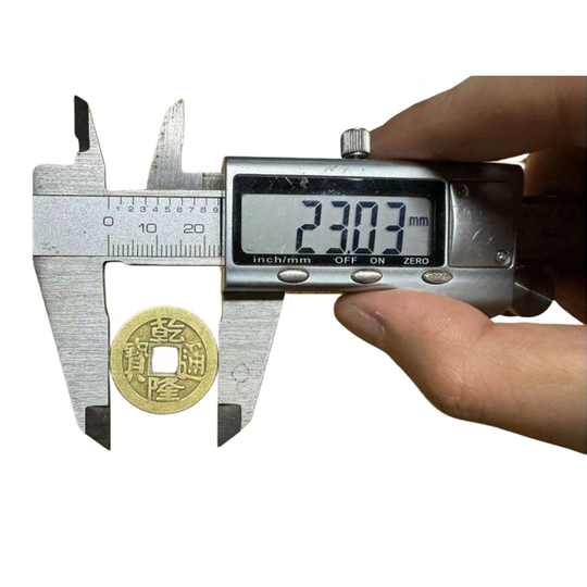 Five Emperors Copper Coins, antique imitation copper loose coins, ancient coins, ancient town houses, Shunzhi Qianlong Tongbao, thickened and buried to attract wealth