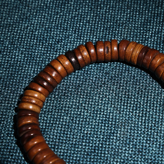Tibetan old bones 108 rosary beads, cow bone beads, hand-held cow bone bracelets, Tibetan bracelets, real bones