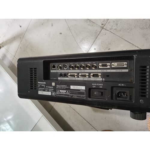 (议价产品)松下投影机  PT-FDW635  非专业人士 没技术支持 - 图0