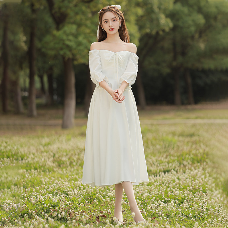 白色小平时可穿聚会缎面轻女连衣裙 兰慕儿礼服/晚装