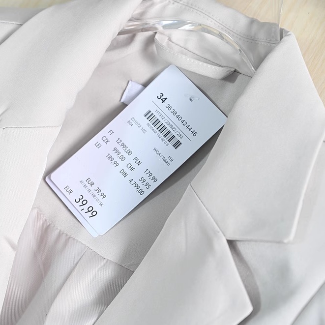 思琪女装 8/19 早秋款时尚垫肩通勤两粒扣修身休闲小西装 - 图0