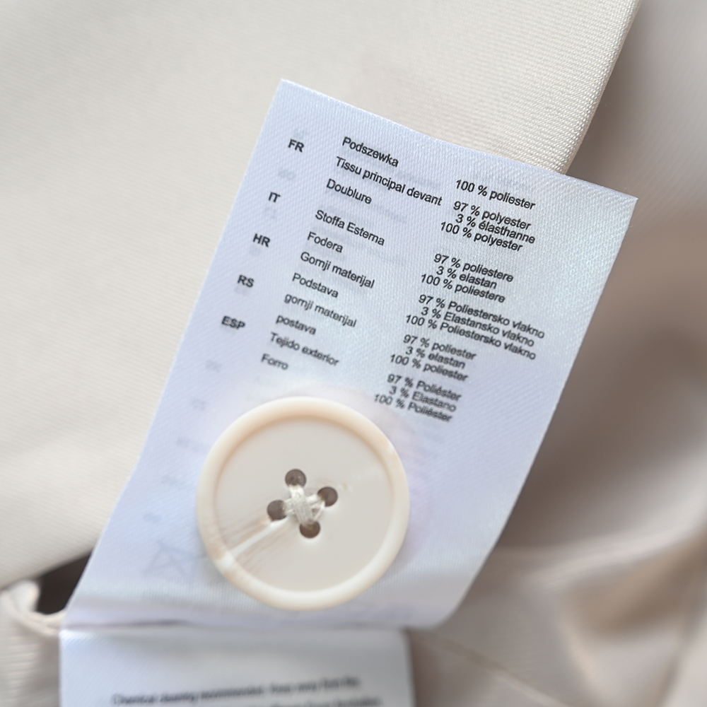 思琪女装 8/19 早秋款时尚垫肩通勤两粒扣修身休闲小西装 - 图2