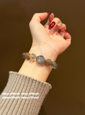 是很高级的水晶手串！送礼超合适