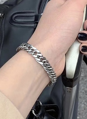 钛钢不掉色古巴链手链