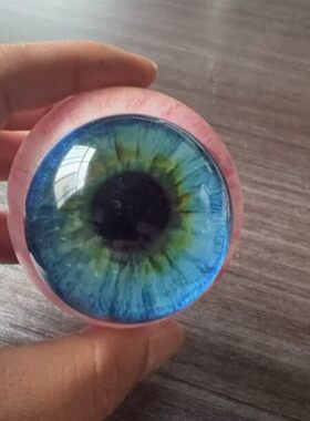 跨境Hyper-RealisticMon