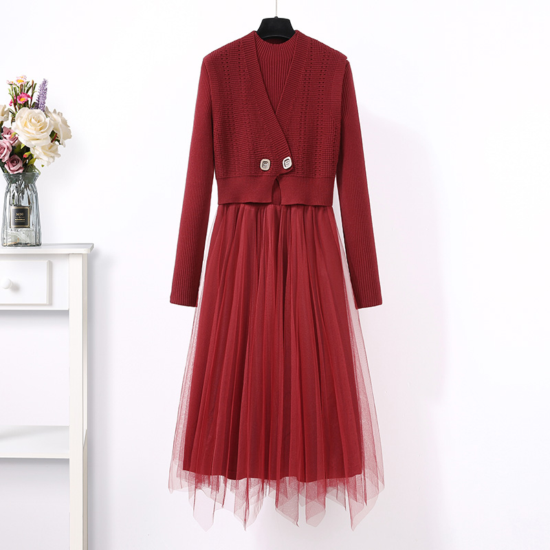 初黎旗舰店针织毛衣连衣裙本命年红色女装时尚甜美秋冬新年战袍高级感两件套0