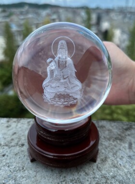 南海观音菩萨水晶内雕球佛堂