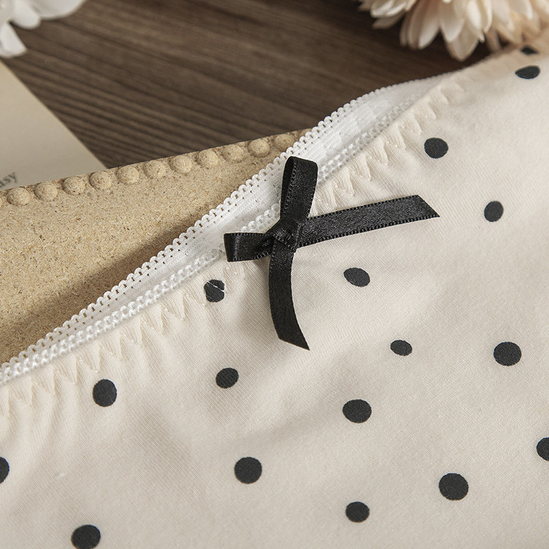 内裤女中腰棉质透气底裆包臀简约日系波点女士生无痕大码三角短裤,淘宝优惠券,粉丝福利购,淘宝优惠卷