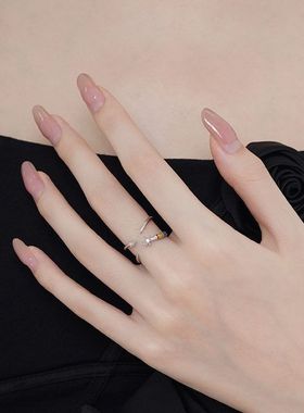 甜酷风S925纯银多巴胺彩虹线圈食指戒女开口镶钻六芒星戒指