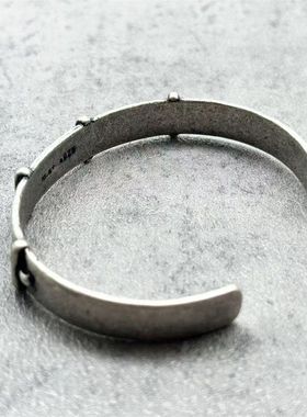 MA+风格个性复古做旧银十字造型开口手镯男女士小众暗黑先锋手环