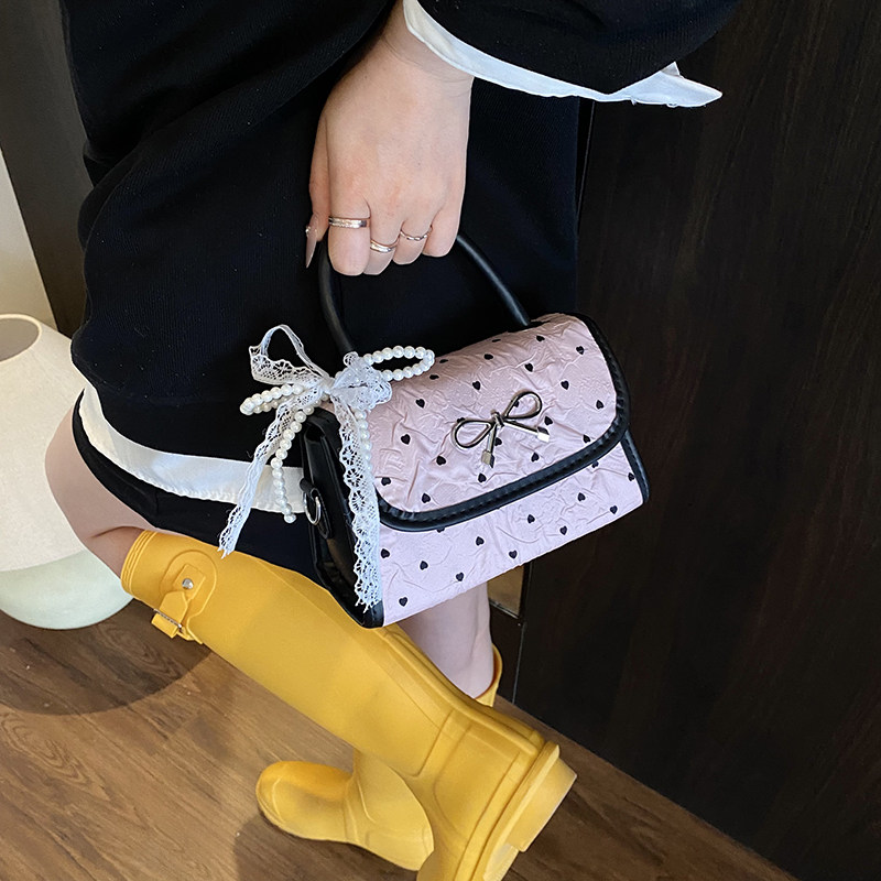 韩版小众蝴蝶结包包女式2025新款单肩斜挎包高级感波点手提小方包,淘宝优惠券,粉丝福利购,淘宝优惠卷