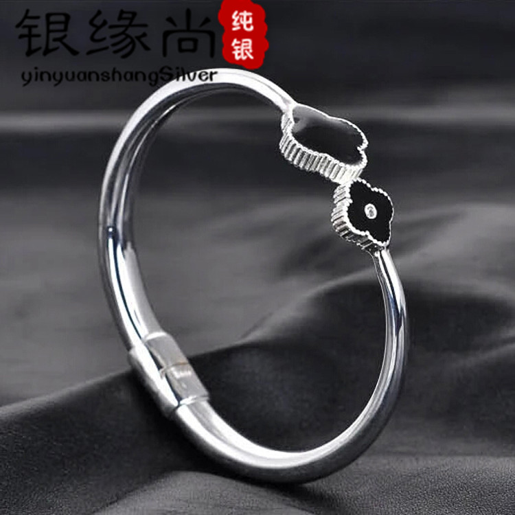 正品 纯银新款手镯韩版四叶草纯银手镯手链饰品送女友生日礼物 990 正品 纯银新款手镯韩版四叶草纯银手镯手链饰品送女友生日礼物 990