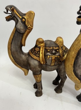 旧藏纯铜鎏金骆驼仿古家居办公玄关风水装饰工艺品礼品创意摆件