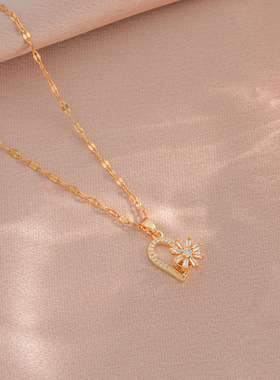 项链女 旋转爱心项链时尚跨境钛钢锁骨链可转动吊坠网红气质劲链