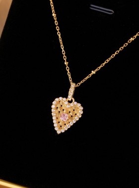 轻奢复古名媛风镶钻拉丝编织爱心吊坠项链新款简约感叠戴颈链