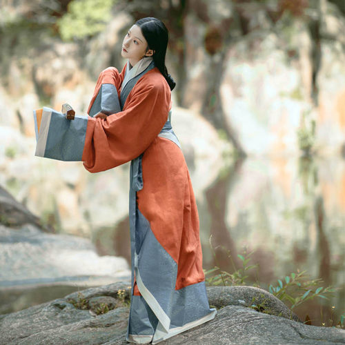 怀谷居秦淑马王堆曲裾战国袍汉服女款复原定制款传统礼服秋冬汉服 - 图2