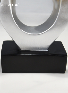 北欧现代简约大鹏展翅摆件创意家居装饰品办公室客厅酒柜书房摆设