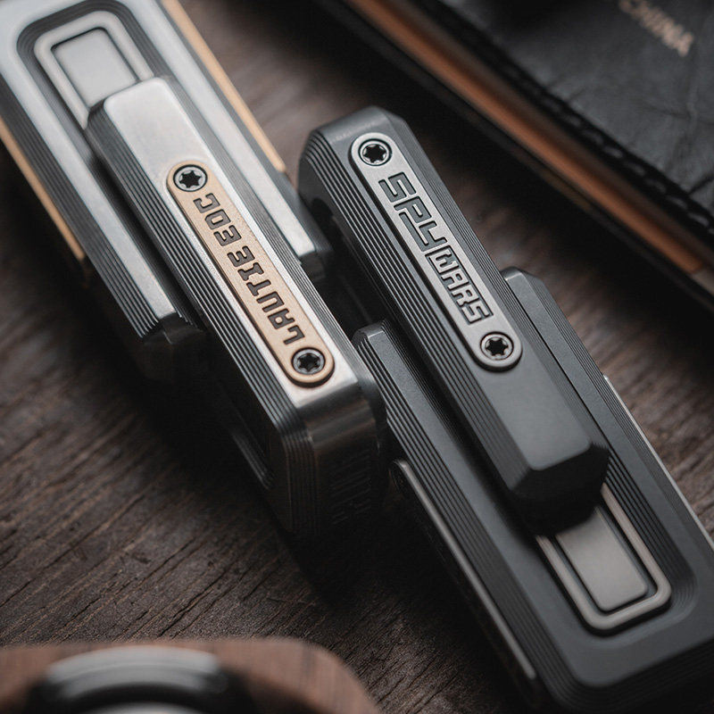 傲娇的老铁匠Xlock双推2.0 推蛋推牌指尖陀螺解压手把件 edc玩具,淘宝优惠券,粉丝福利购,淘宝优惠卷