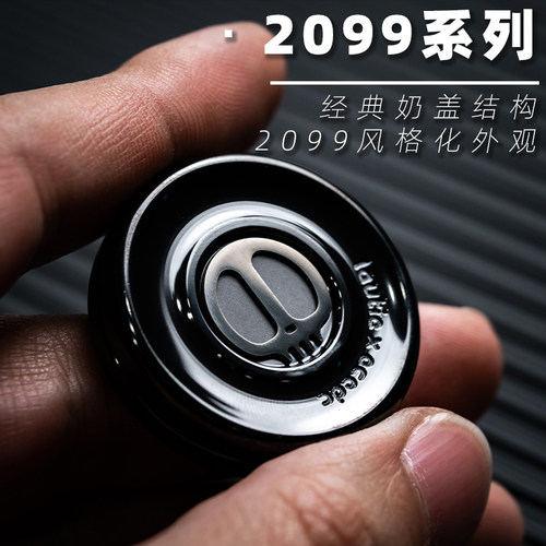 老铁匠ACEDC恶魔奶盖啪啪币推牌解压指尖陀螺推推牌锆合金edc玩具 - 图2