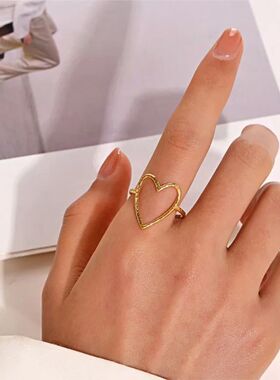 316L Stainless Steel Hollow Heart Ring for Women Western Sty