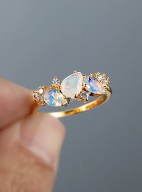 Vintage Female White Crystal Moonstone Jewelry Cute Gold Col