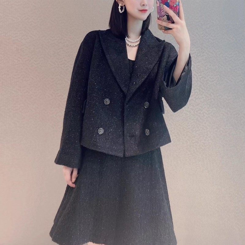 年阿玛施新特官网2021秋新款短外套 必帅短外套