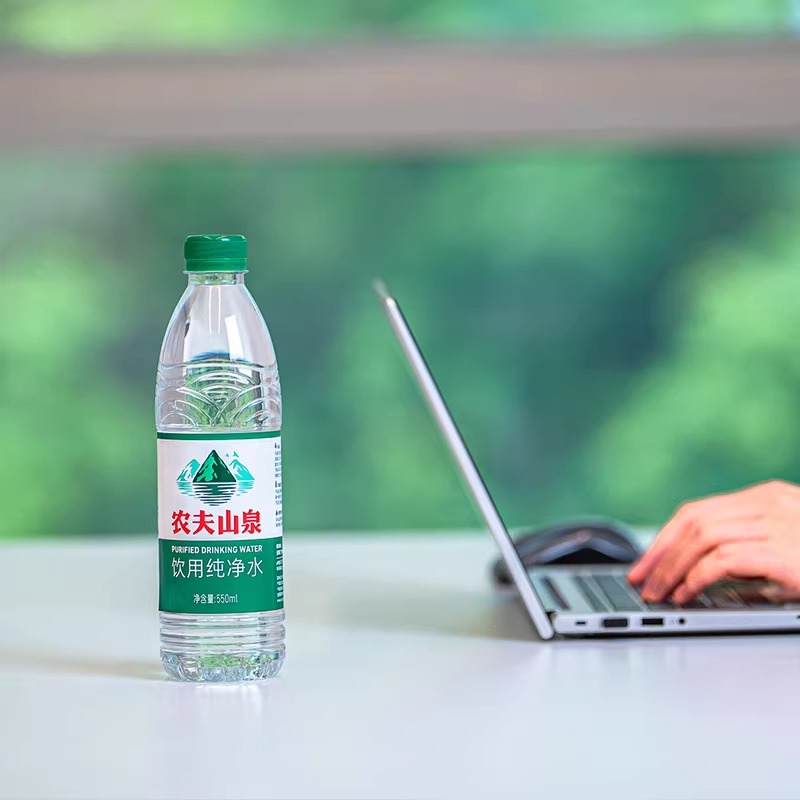 ũɽȪôˮ550ml*24ƿСƿװˮǿȪˮ20.6Ԫ