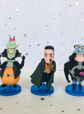 海贼王8款王下七武海手办动漫公仔女帝鹰眼模型车载蛋糕人偶摆件