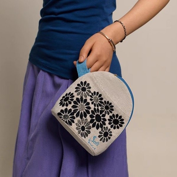 SoftServe柔软供应油画茶壶小猫苹果花斜挎收纳化妆手拿迷你包包,淘宝优惠券,粉丝福利购,淘宝优惠卷