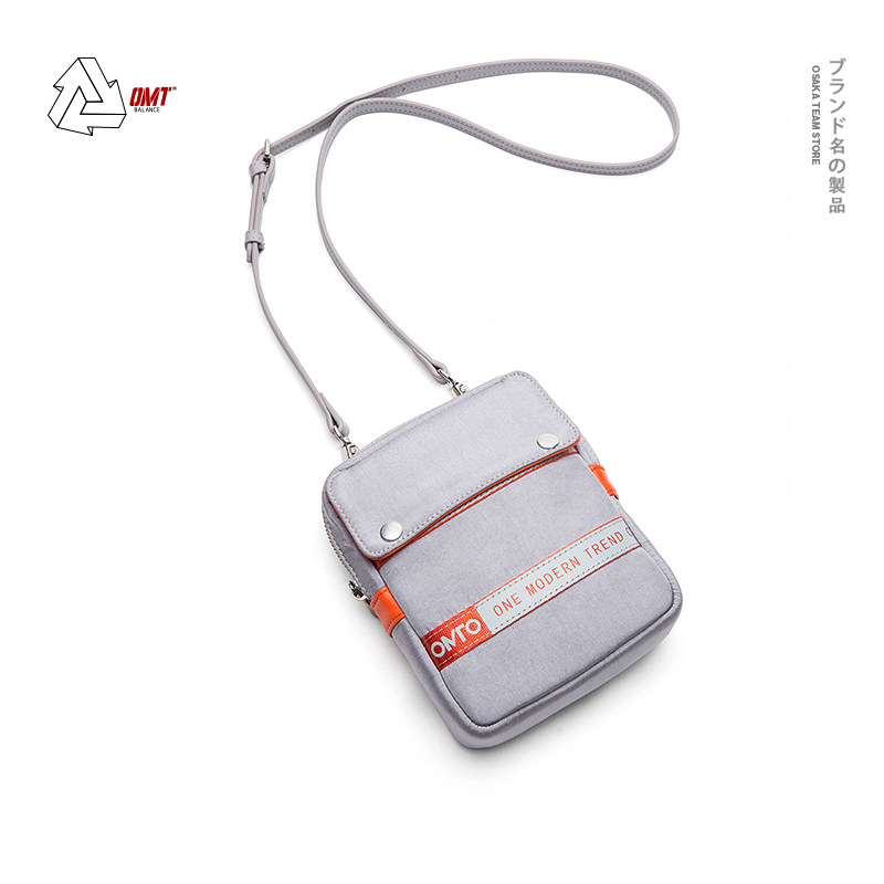 omt潮牌胸包男士斜挎包运动休闲 omt男士包袋