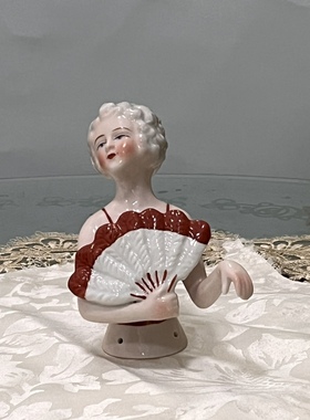 全新带吊牌德国古典半身瓷偶扇面女郞玩偶