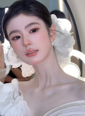 梦幻仙气新娘绢纱花朵发饰套装