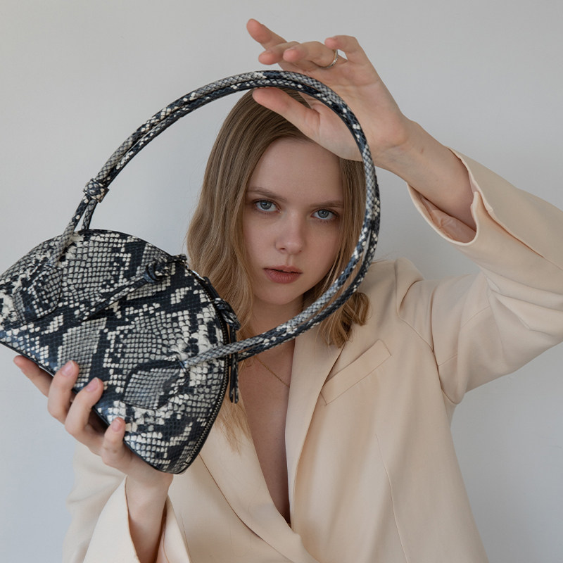 annaloch贝壳腋下小众轻奢单肩包 leancce女士包袋