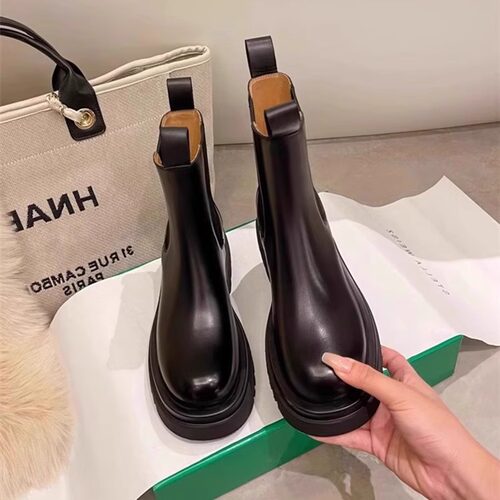 真皮内增高马丁靴女款2026新款春秋黑色套筒短靴子百搭厚底烟筒靴 - 图0
