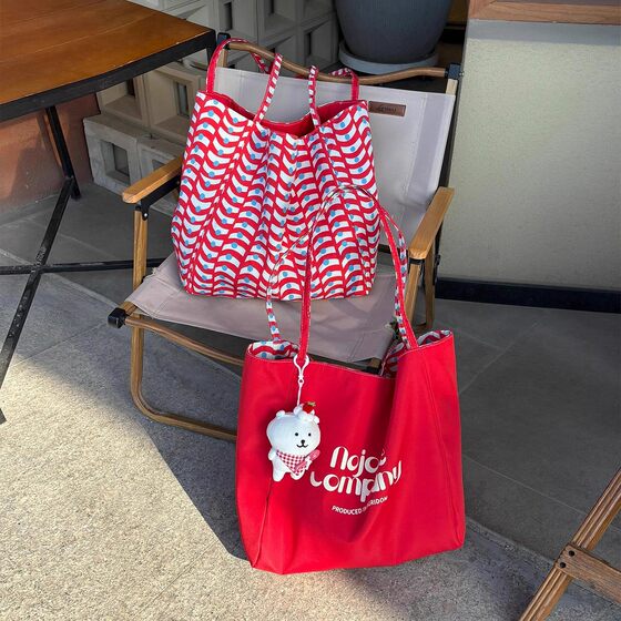 Korean red casual plaid canvas bag for women large capacity letter shoulder tote bag double-sided commuting bag