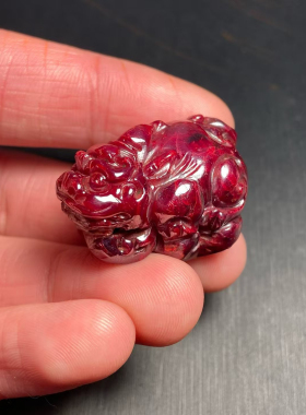 天然原矿全透朱砂貔貅吊坠全玉化料子雕刻而成挂件送领导首选