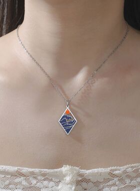 Amaxer Stainless Steel Great Wave off Kanagawa Necklace Gold