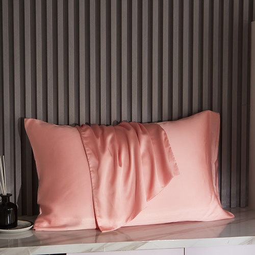 One pair of solid color imitation silk pillowcases - 图2