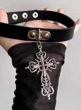 朋克十字架choker皮质项圈亚文化串珠长款项链小众设计感辣妹项圈