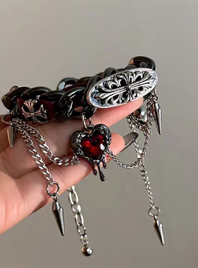 chocker缠绕铆钉金属皮革手链克罗朋克爱心少女y2k亚文化小众手链