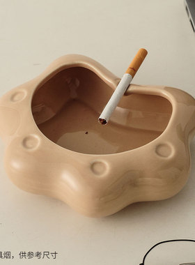 北欧家居装饰品可爱猫爪烟灰缸客厅办公室摆件防飞灰家用个性潮流