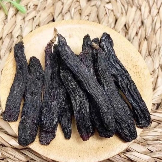 Синьцзянский фирменный супер большой красивый сапфировый изюм на пальце